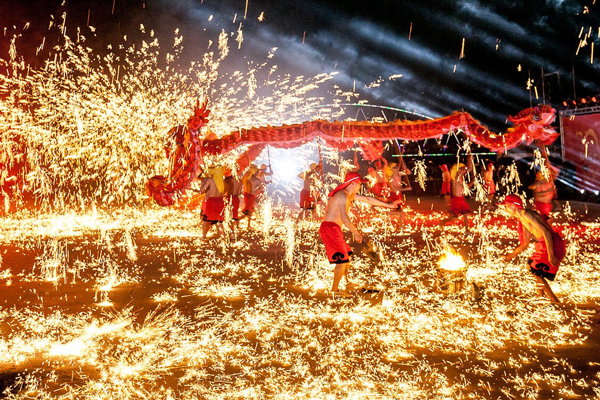 TRADITIONAL CHINESE CELEBRATIONS
