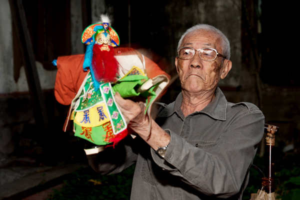 TRADITIONAL CRAFTSMANSHIP & ARTFORMS